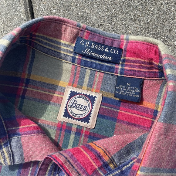 5 for $25 ⭐️ Plaid button G.H. Bass and Co. - size M - fishing shirt - Picture 7 of 8